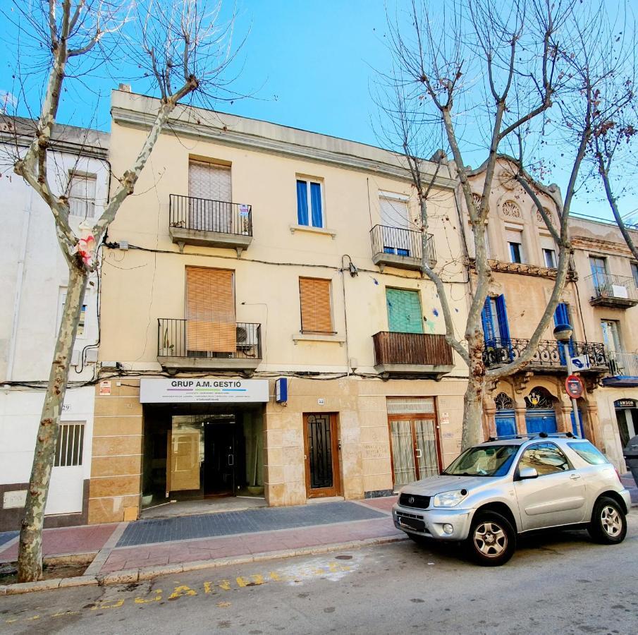 Apartamento Llibertat Centro فيلانوفا إي لا خيلترا المظهر الخارجي الصورة